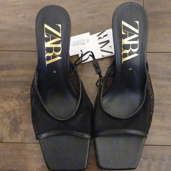 Zara Mesh Heeled Slides - Stylish Black Open-Toe Mules Size 42 - Picture 6 of 6